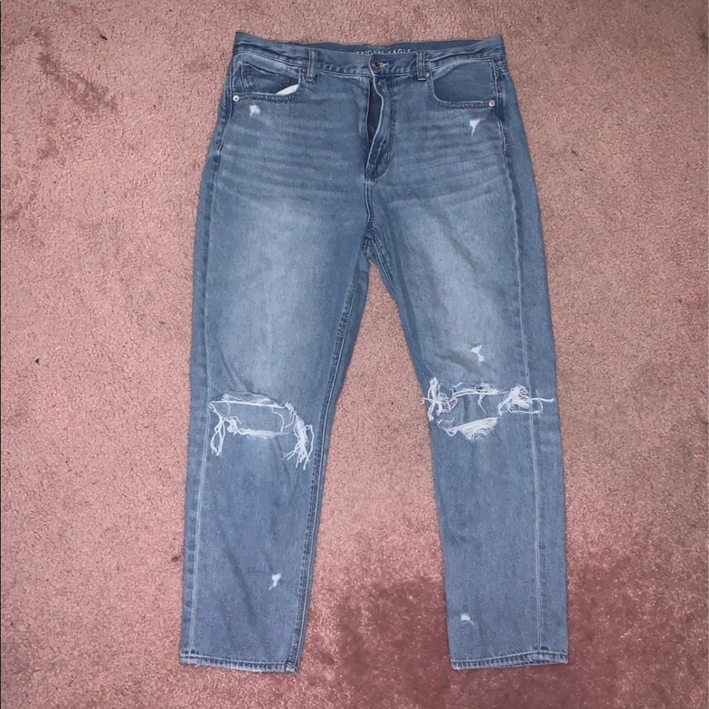 american eagle mom jeans